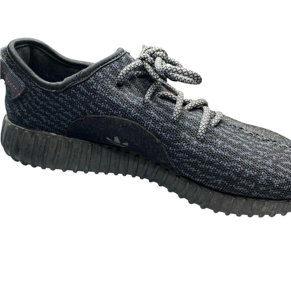 YEEZY BOOST 350 "Pirate
Black Men's Sneakers - Picture 5 of 7